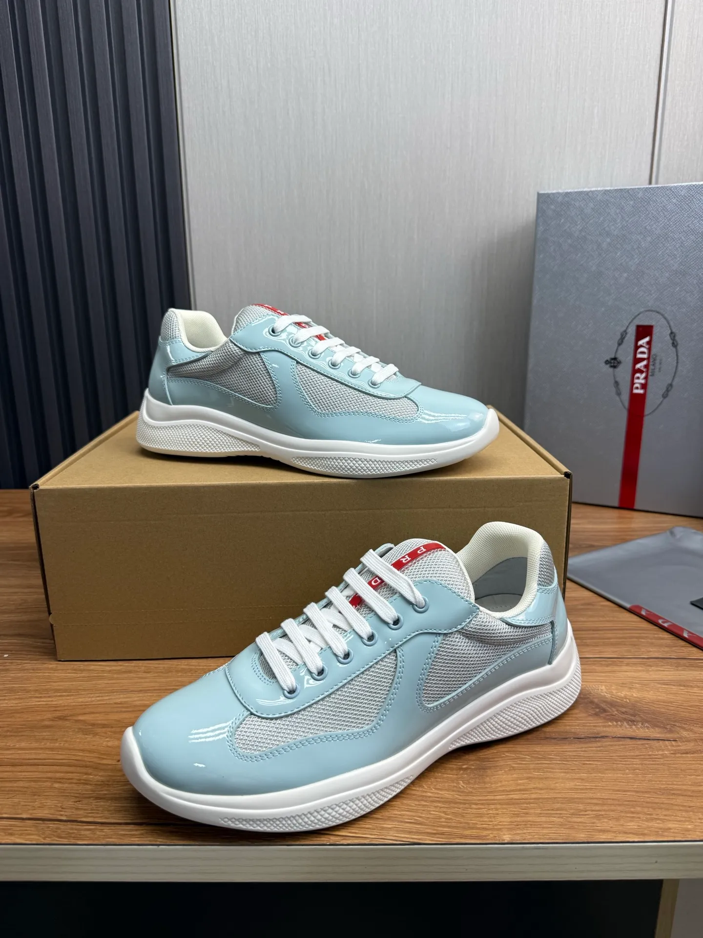 Men's shoes 640💰 [PRADA] Hot selling items🔥Must be recommended every day~~ Official website synchronized, 1:1 high quality shipments✔️ Imported cowhide fabric, rubber material + cowhide lining, original bottom, high-end airplane box packaging🎁 38-45 (38.45 custom-made, non-returnable)
